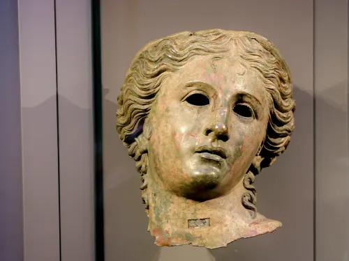Anahit bronze statue